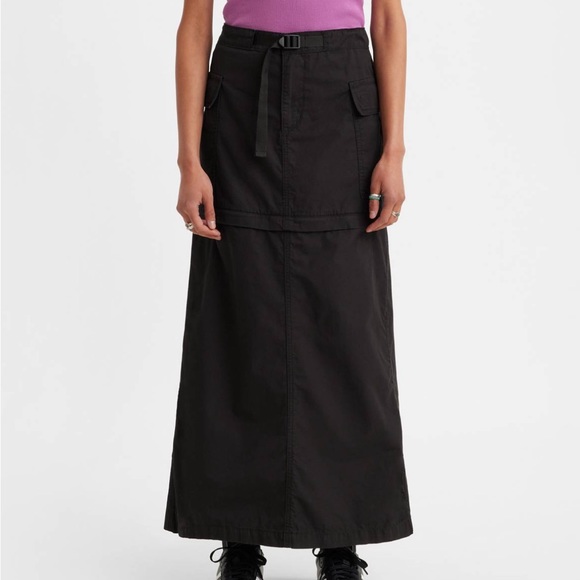 Levi's Dresses & Skirts - Levi’s Convertible Cargo Skirt